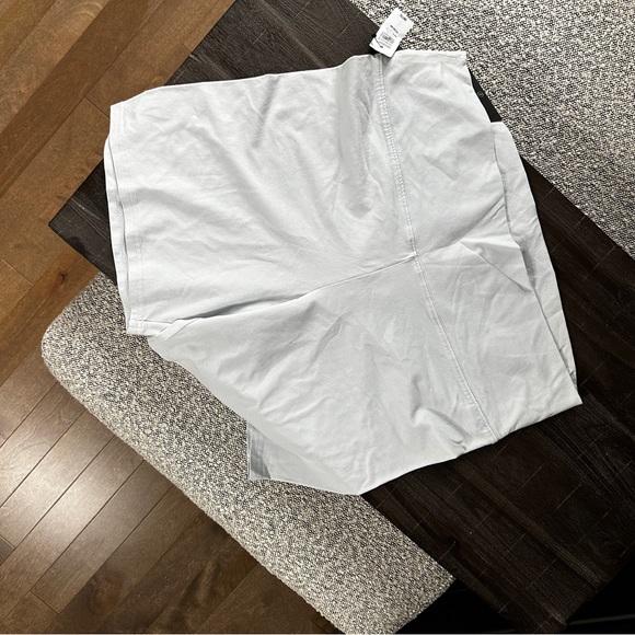 TNA Chill biker short Aritzia - Picture 2 of 5